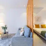 Alcantara Charm Apartments